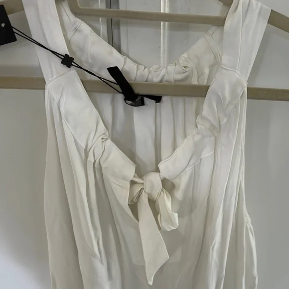 Large White BCBG Maxazaria tie neck summer Dress with pockets NWT